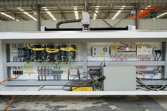 10mm metal laser cutting machine 10mm metal steel laser cutting machine