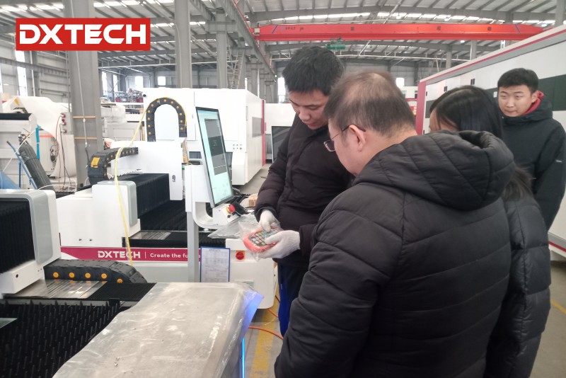 1530FL-2KW-Metal-Sheet-Laser-Cutting-Machine-and-Press-Brake-Machine-for-sale-in-Indonesia(1)