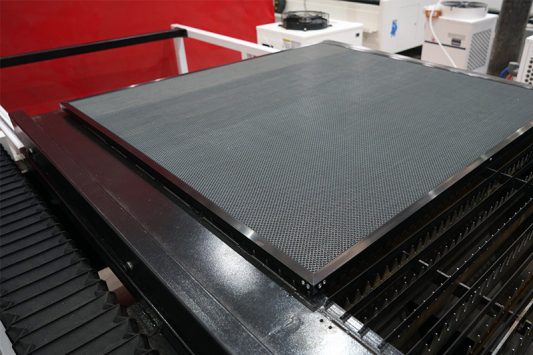 cnc laser metal cutting machine laser cutter for wood and metal