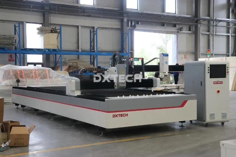 dxtech-2060fp-6000w-fiber-laser-cutting-machine-shipped-to-kenya-1