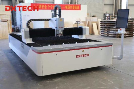 DXTECH-3kW-1530FL-steel-fiber-laser-cutting-machine-in-UAE3-533x355