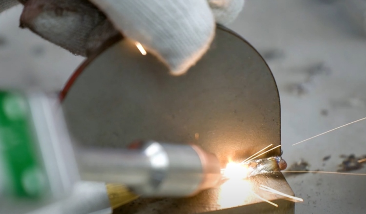 handheld fiber laser welding machine hand held metal laser welding machine