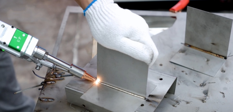 handheld fiber laser welding machine hand held metal laser welding machine